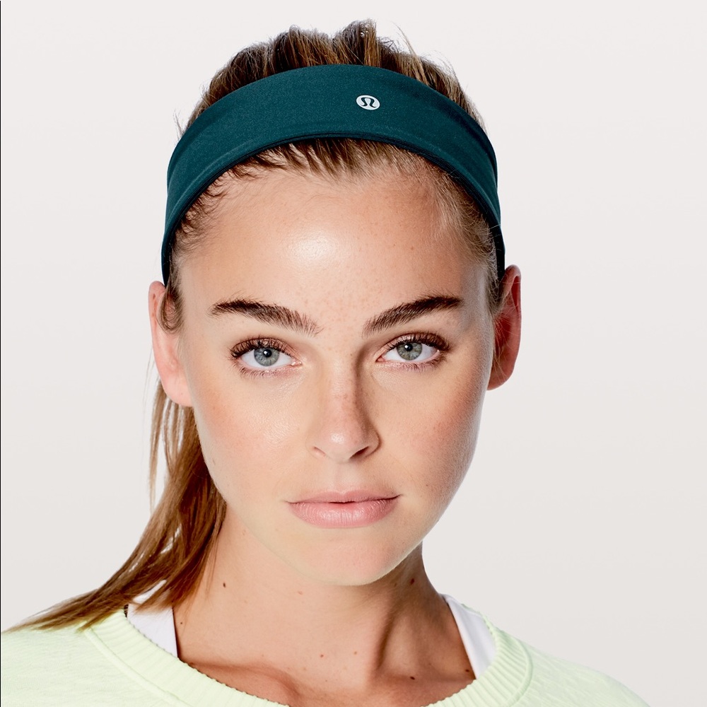 Lululemon Fly Away Tamer Headband Luxtreme